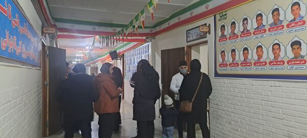 ارائه بیلان کار نوبت اول در دبیرستان شاهد ابوذر غفاری 