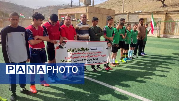 قهرمانان مسابقات جام ایرانیان یادواره شهدای دانش‌آموزی جنگ ۱۲ روزه در چاروسا معرفی شدند