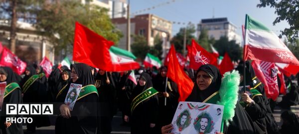 خادمیاران رضوی پای کار ایران