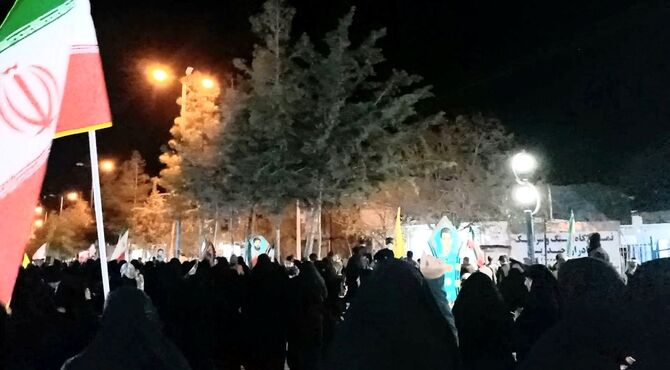 ادامه موج اعتراضات مردمی در سلسله و شهرهای مختلف به تجاوز آمریکا و رژیم صهیونیستی