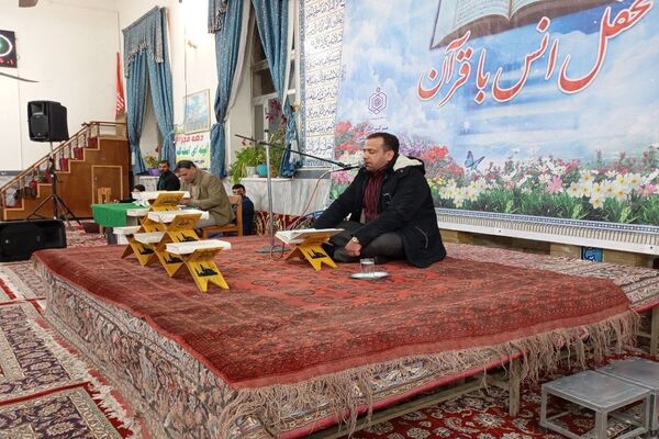  شبی با قرآن کریم در مسجد جامع شهر بار 