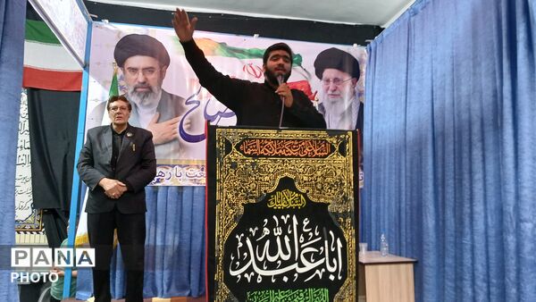 حماسه حضور نماز جمعه این هفته بن