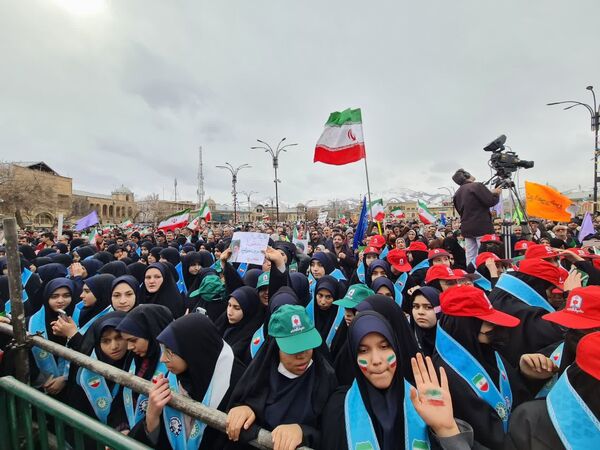 پیشتازان، ضربان پرشور ۲۲ بهمن شدند