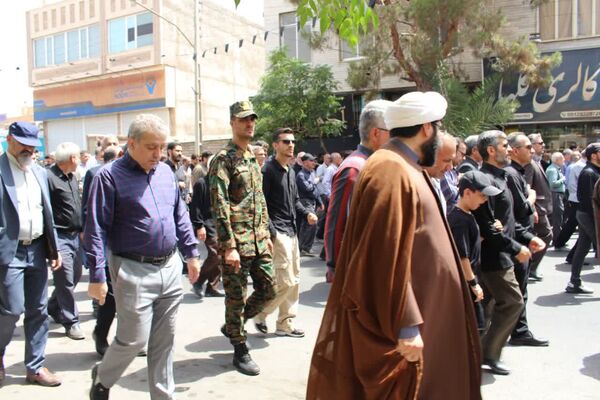 وداع باشکوه مردم دو استان با پیکر شهیدان اقتدار