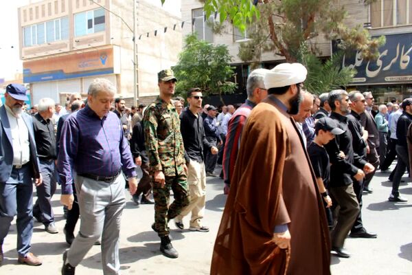 وداع باشکوه مردم دو استان با پیکر شهیدان اقتدار