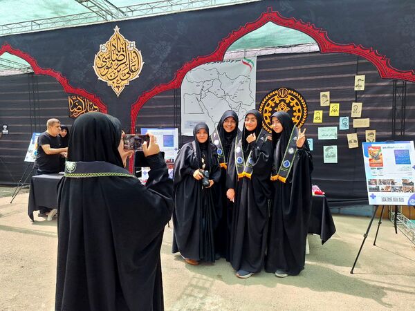 موکب «هم‌قدم تا حرم»؛ میعادگاه خادمان دانش‌آموز