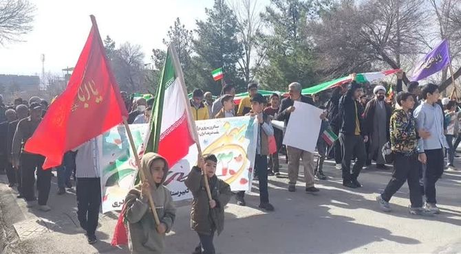 امواج پرچم در حماسه حضور مردم