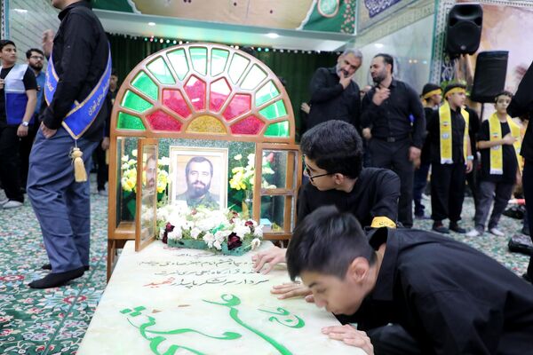 سیزدهمین سوگواره «احلی من العسل» 