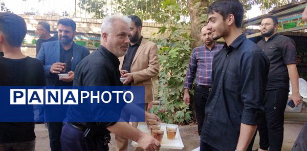 بازدید معاون فرهنگی، اجتماعی و زیارت استاندار خراسان رضوی از موکب گام‌های عاشقی