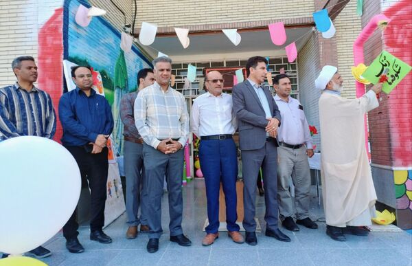 جشن شکوفه‌ها در شهرستان قلعه‌گنج 