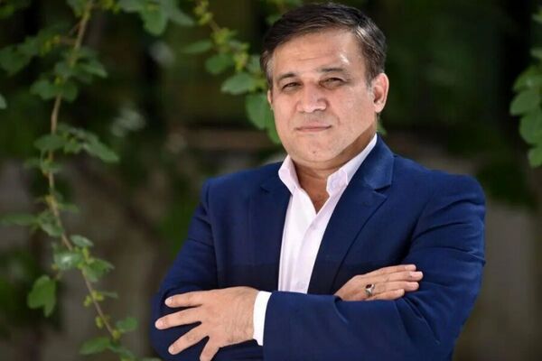 تاجر نیا: تمام تلاش ما را برای باز شدن پنجره نقل و انتقالات استقلال انجام دهیم