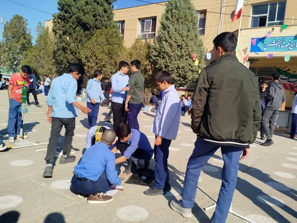 برگزاری مسابقات موشک آبی در کاشمر