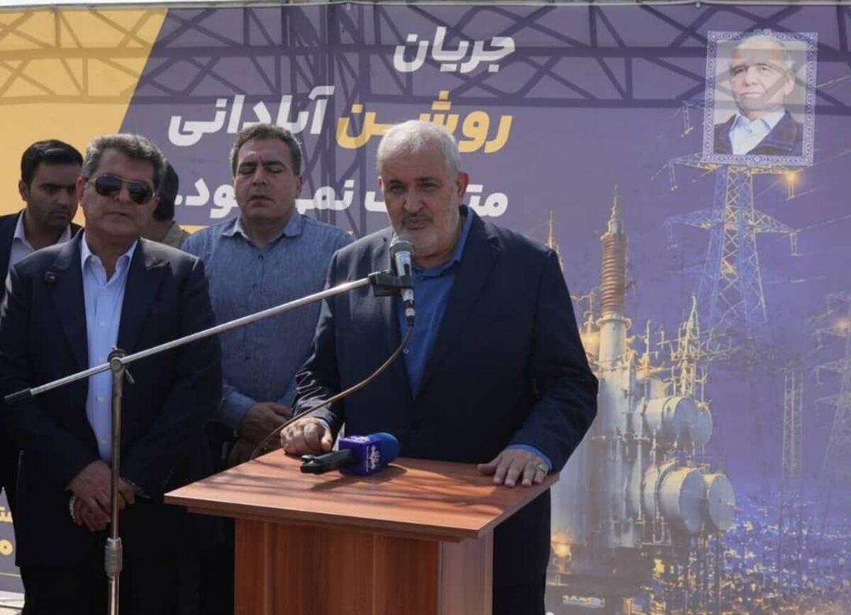 وزیر نیرو: درآمد نیروگاه‌های خورشیدی به سفره مردم می‌رسد