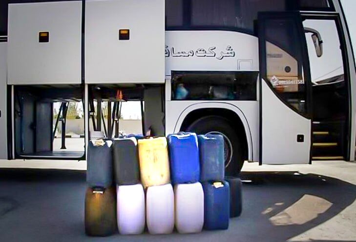 توقیف 4 دستگاه اتوبوس حامل سوخت قاچاق در"نهبندان"