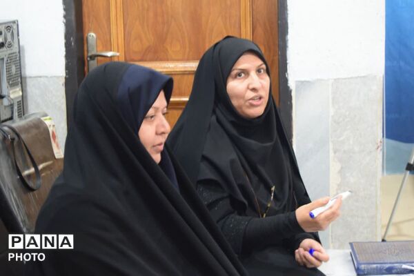 رقابت پرشور دانش‌آموزان اردکانی در مسابقات استانی معارف