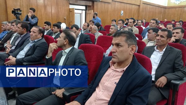 برگزاری دوره توانمندسازی نیروی انسانی در راستای رویکرد اصلاح روش‌های آموزش و تحول در محیط‌های یادگیری