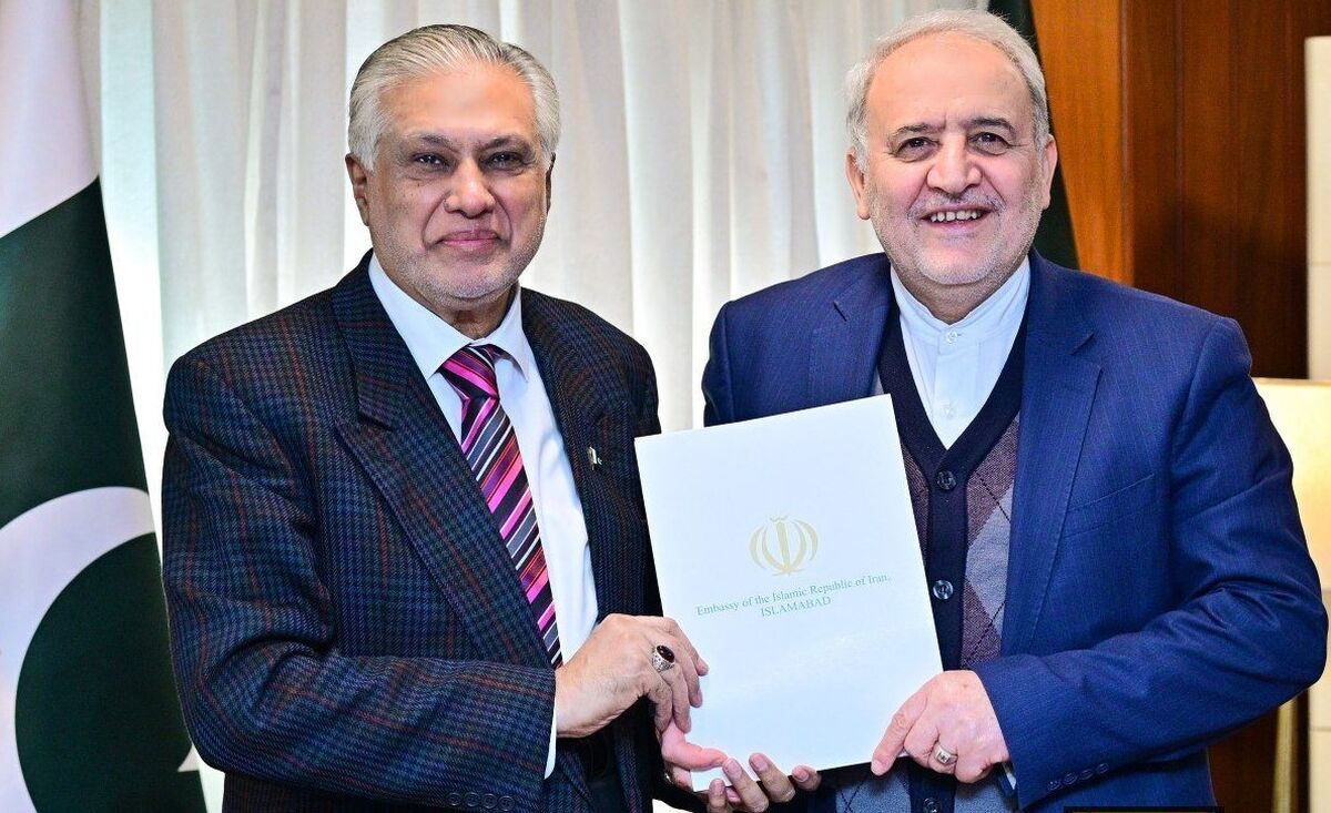 سفیر ایران پیام عراقچی را به وزیر خارجه پاکستان تقدیم کرد