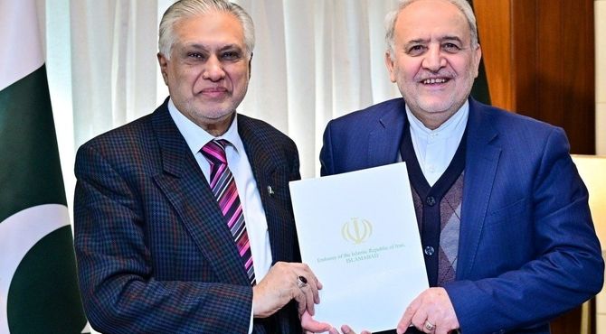 سفیر ایران پیام عراقچی را به وزیر خارجه پاکستان تقدیم کرد