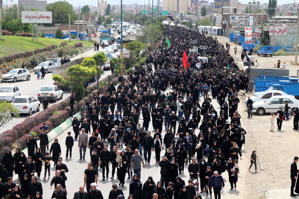 پیاده روی جاماندگان اربعین حسینی در اردبیل (2)