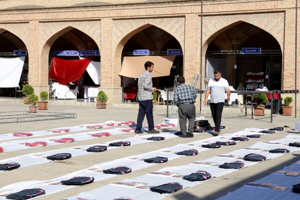 توزیع ۴۰۰ بسته لوازم تحریر برای دانش‌آموزان نیازمند در تبریز