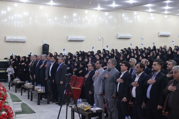 مراسم تجلیل از دانش‌آموزان برتر و پذیرفته شدگان کنکور 1404 در اندیمشک