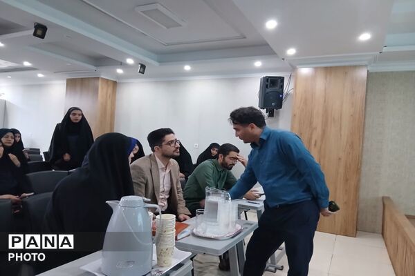 نشست تبیینی معاونین و مربیان پرورشی شهرستان ملارد 