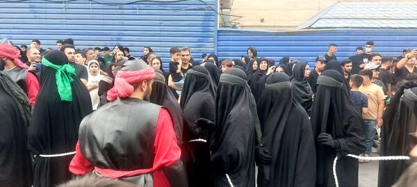 استقبال عزاداران حسینی از کاروان نمادین اسرای کربلا در قم