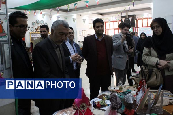 جشن ایرانمون در دبیرستان نمونه دولتی مهشید مصلی‌نژاد
