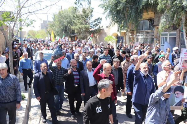 راهپیمایی روز قدس در شهر قنوات قم