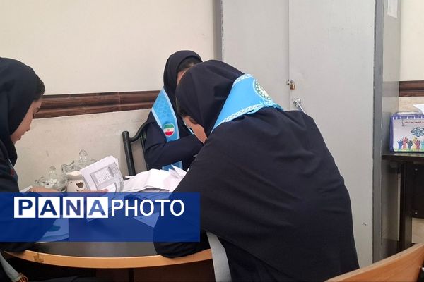 شور انتخاباتی دانش آموزان چهاردانگه