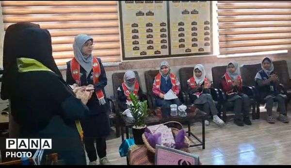 تجلیل از تیم خبرنگاران فعال پانا دبستان نیایش