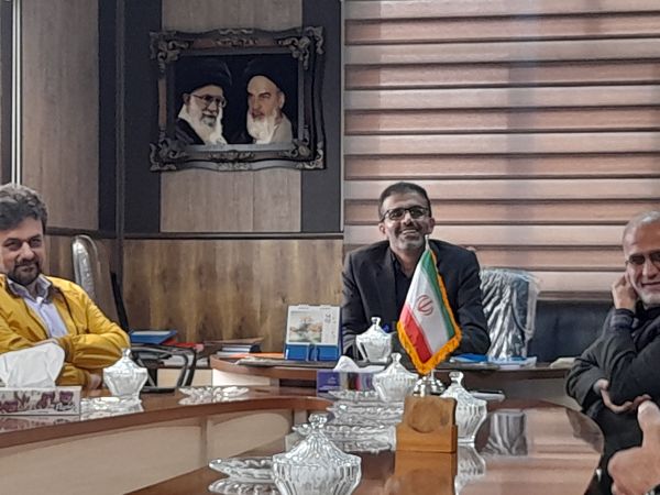 تجلیل از خیرین دبستان مهدیه قائمشهر
