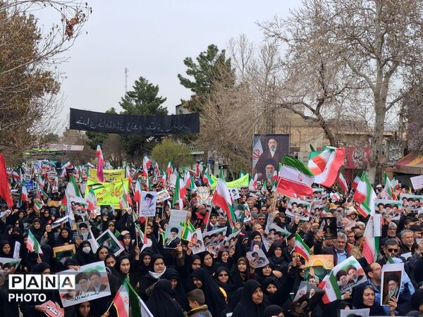 راهپیمایی روزجهانی قدس باحضور پرشور مردم در شهرستان نیشابور