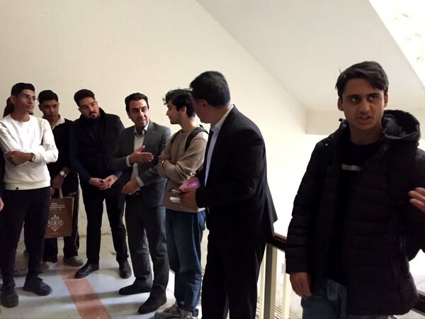 بازدید دانش آموزان دبیرستان نمونه آیت‌الله خامنه‌ای از دانشکده پزشکی دانشگاه فردوسی مشهد