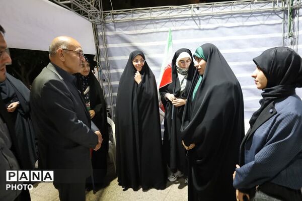  بازدید مدیرکل آموزش و پرورش استان از موکب دانش‌آموزان سمپاد 