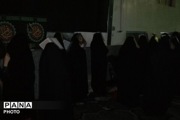 مراسم احیاء بیست و یکم در حسینیه حسینی روستا ارغا شهرستان خلیل آباد