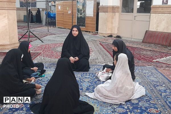 تاکید خطیب جمعه بر ضرورت همدلی قوا برای گره‌گشایی از مشکلات کشور