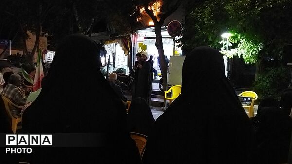 کافه گفتگوی حسینیه امام خمینی در صد و بیست و هشتمین شب 