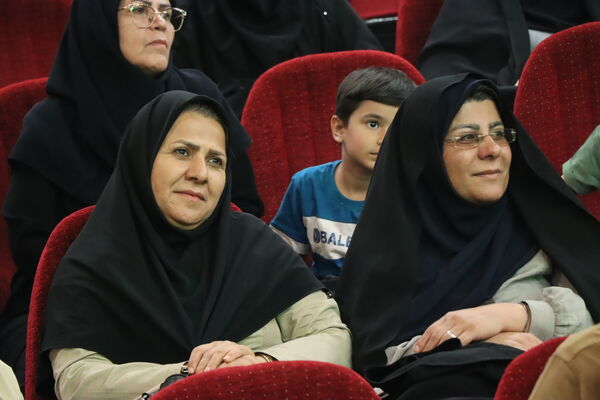 فرهنگسرای بروجن، میزبان ستایش‌گران دانش