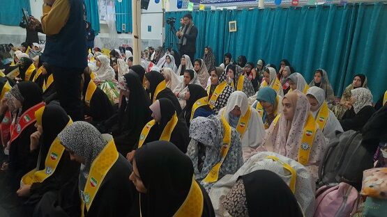 حضور قائم مقام وزیر در سازمان دانش‌آموزی در جمع دانش‌آموزان معتکف شهرستان اسفراین