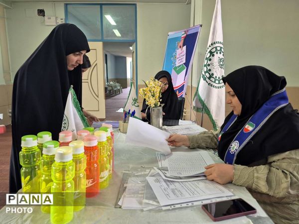 پذیرش رؤسای شورای دانش‌آموزی انتخابات استانی دختران در فارس