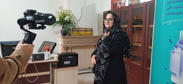 بررسی اعتیاد به اینترنت و تأثیر آن بر خانواده‌ها