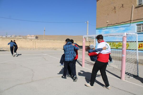 بیست‌وهفتمین مانور سراسری زلزله در مدارس شهرستان بن