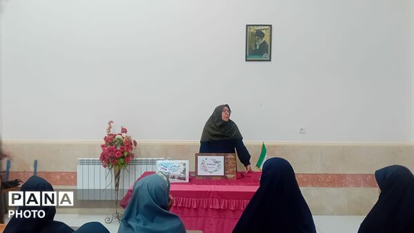 جشن جوانه‌ها در دبیرستان حاج قاسم سلیمانی ملایر 
