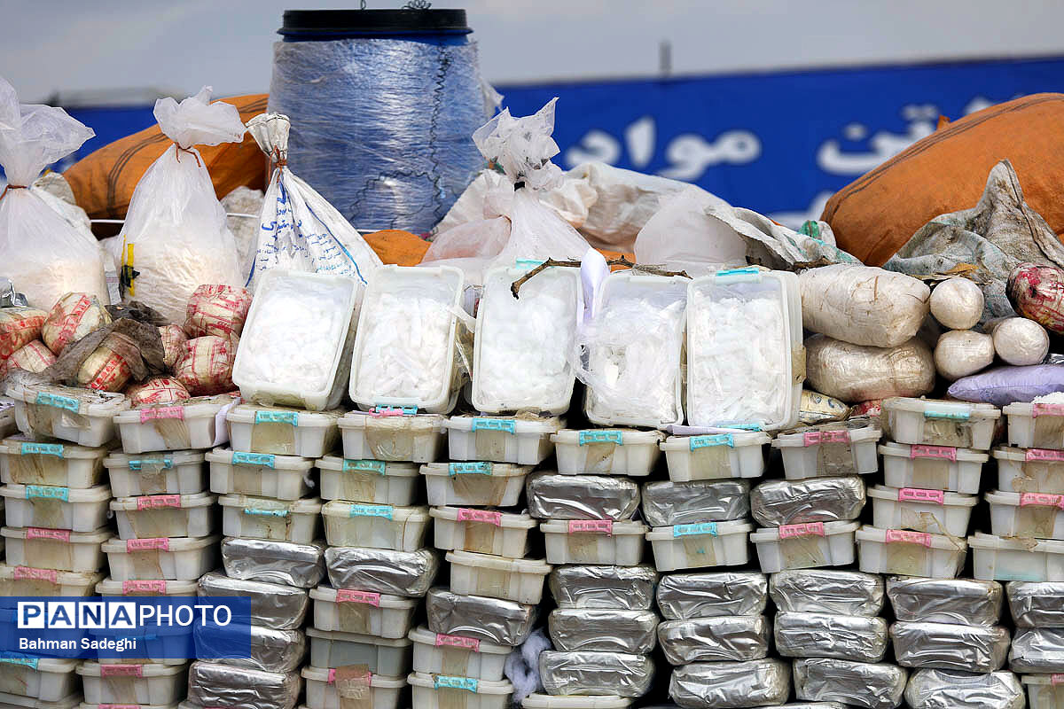 کشف ۳ تن مواد موادمخدر و یک میلیون لیتر سوخت قاچاق توسط مرزبانان