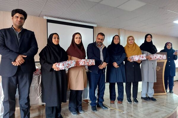  نشست هم‌اندیشی مراقبین سلامت با محوریت ارتقای سبک زندگی سالم در ملارد
