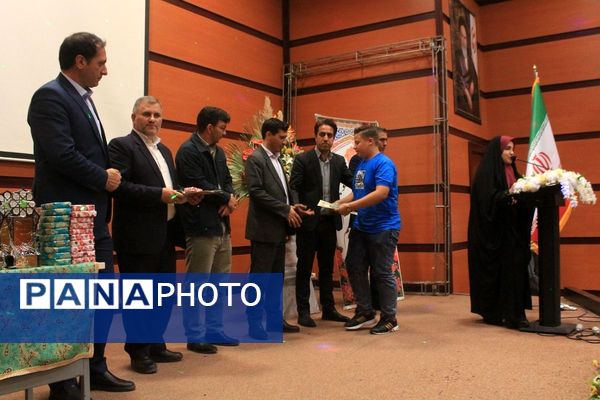 تجلیل از پسران آینده‌ساز بهارستانی