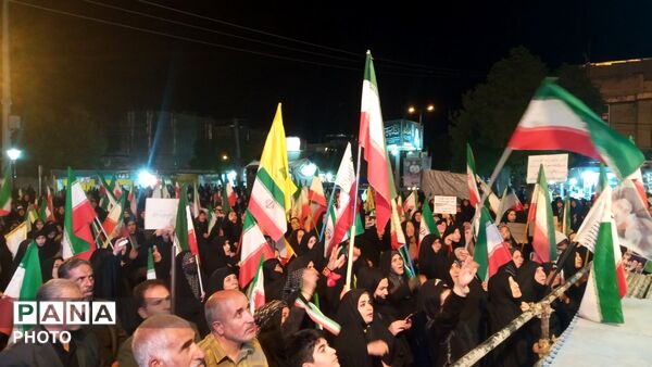 مردم انقلابی نورآباد در هفتاد و نهمین شب ، محکم تر و استوار تر از شب های قبل
