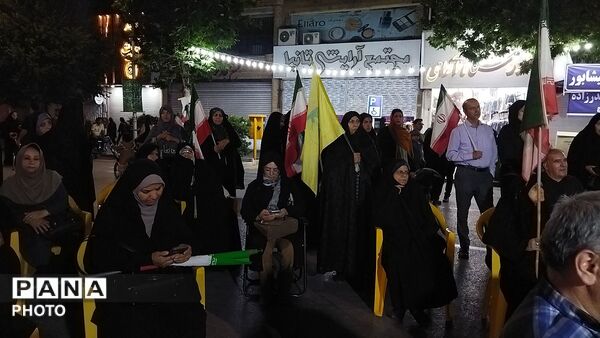 کافه گفتگو حسینیه امام در هشتاد و نهمین شب از اجتماعات مردمی 