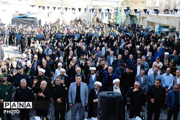 وداع باشکوه مردم‌ فردیس با شهید مدافع امنیت